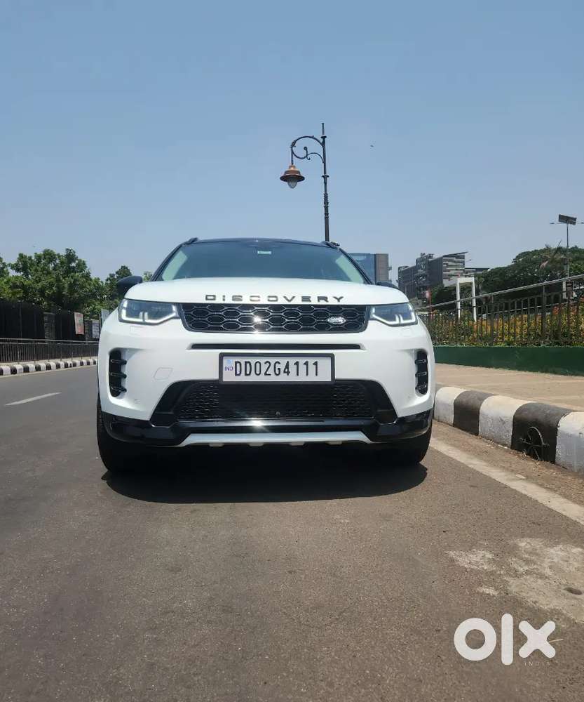 Land Rover Discovery 2025 Diesel 16000 Km Driven