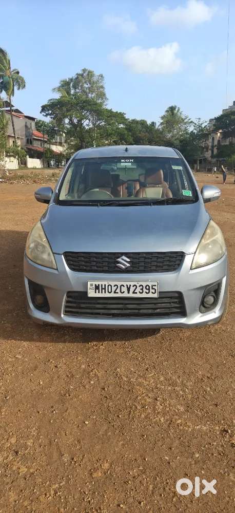 Maruti Suzuki Ertiga 20012 गाडी फुल कंडिशन आहे