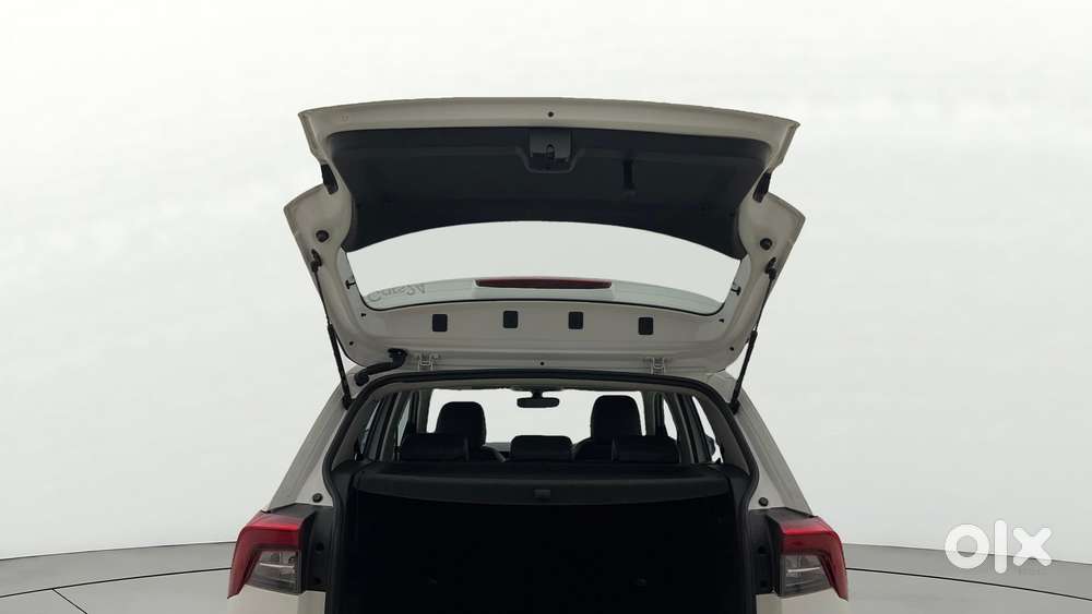 Skoda Kushaq 1.5 Tsi Style, 2022, Petrol
