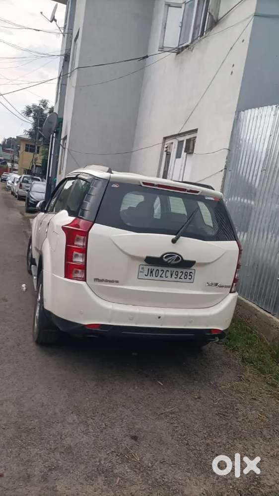 Mahindra Xuv500 2014 Diesel 132000 Km Driven