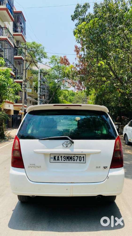 Toyota Innova 2.5 V 7 Str, 2005, Diesel