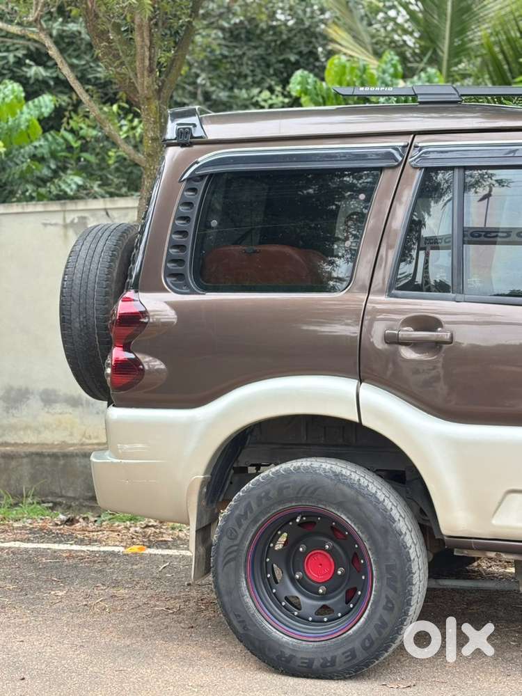 Mahindra Scorpio 2009 Diesel 230000 Km Driven
