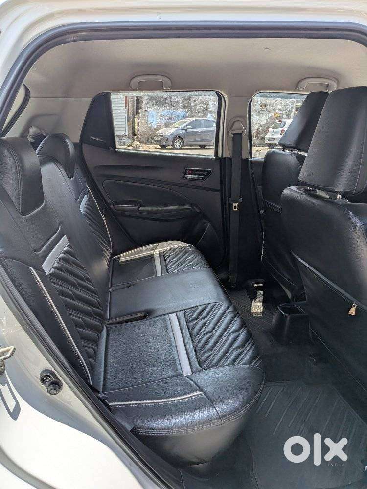 Maruti Suzuki Swift Vxi + Manual, 2022, Petrol