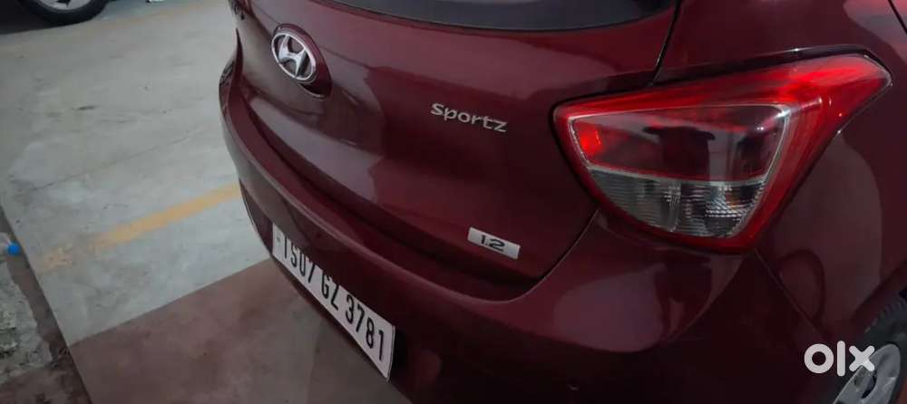 Hyundai Grand I10 Sportz 2013 Petrol Well Maintained