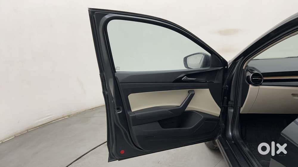 Skoda Slavia Style 1.5l Tsi Dsg, 2022, Petrol