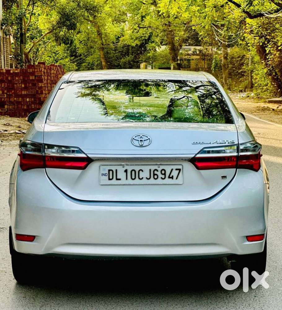 Toyota Corolla Altis 1.8 J, 2017, Petrol