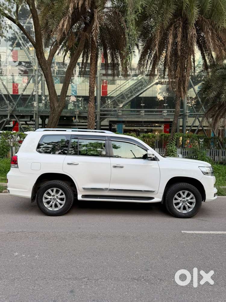 Toyota Land Cruiser 3.3 Zx Diesel, 2017, Diesel