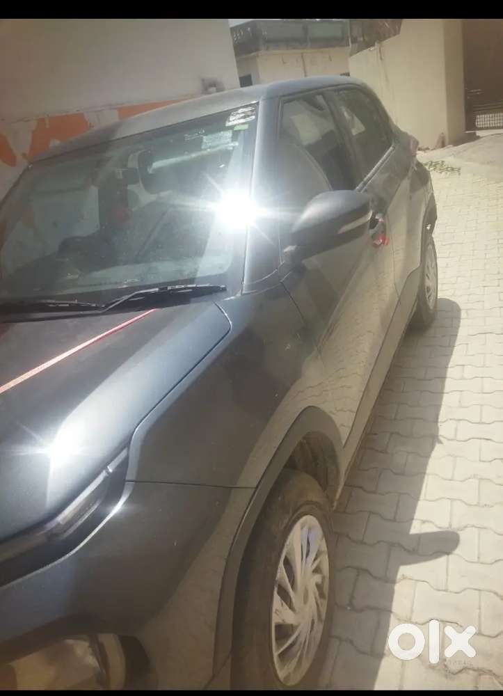 Tata Punch 1.2 Revotron 2025