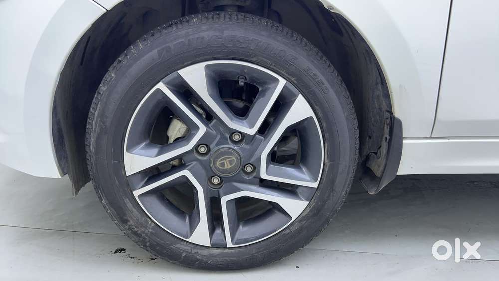 Tata Tiago Xza Plus, 2022, Petrol