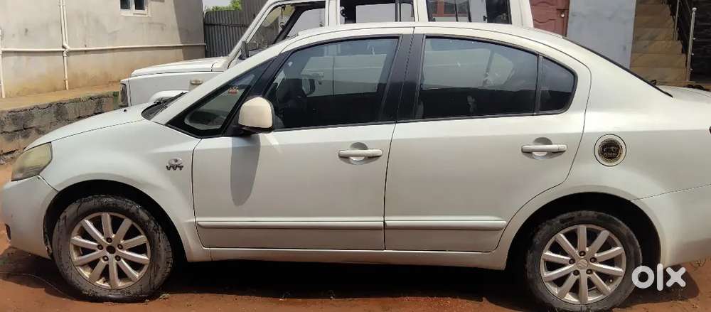 Maruti Suzuki Sx4 2010 Petrol High Futured Car