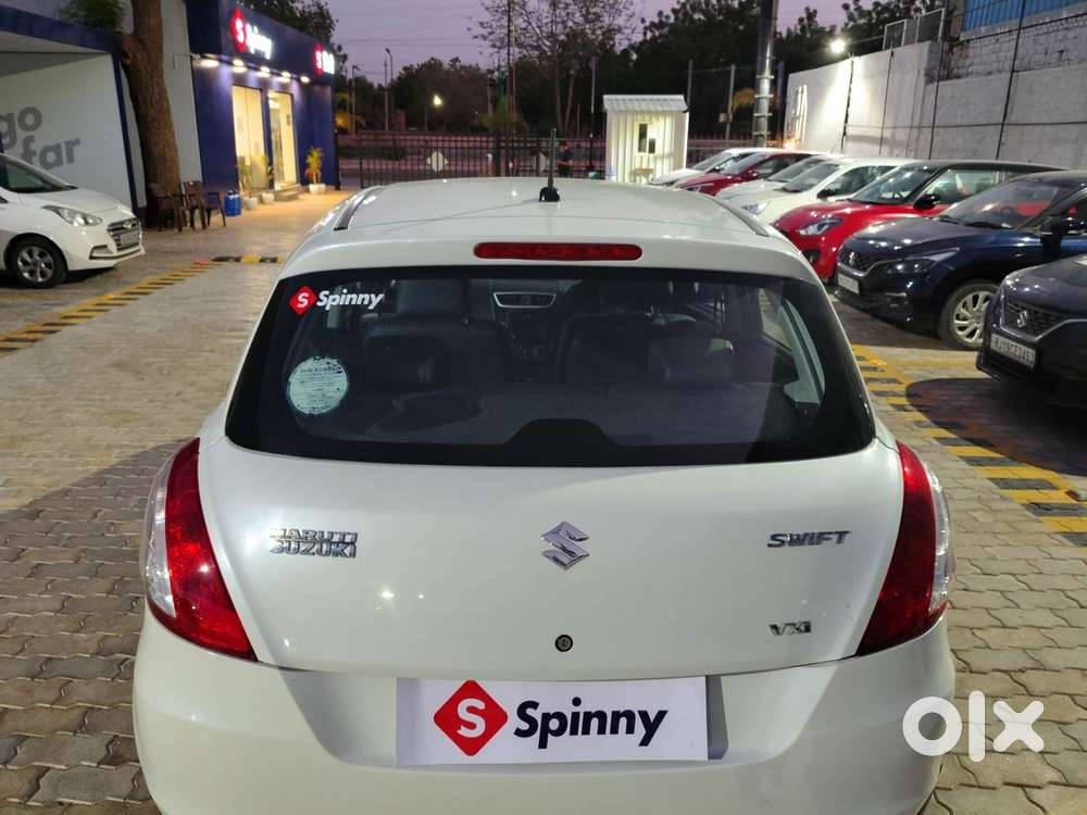 Maruti Suzuki Swift Vvt Vxi, 2016, Petrol