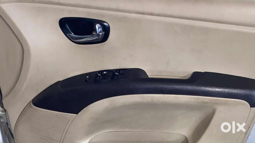 Hyundai I10 Sportz 1.1l, 2015, Petrol