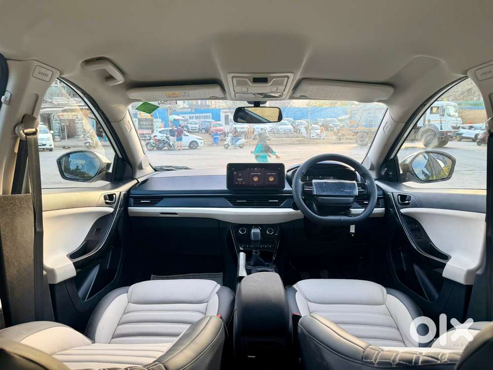 Tata Nexon, 2025, Cng & Hybrids