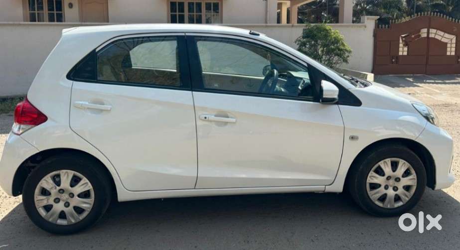 Honda Brio S Mt, 2017, Petrol