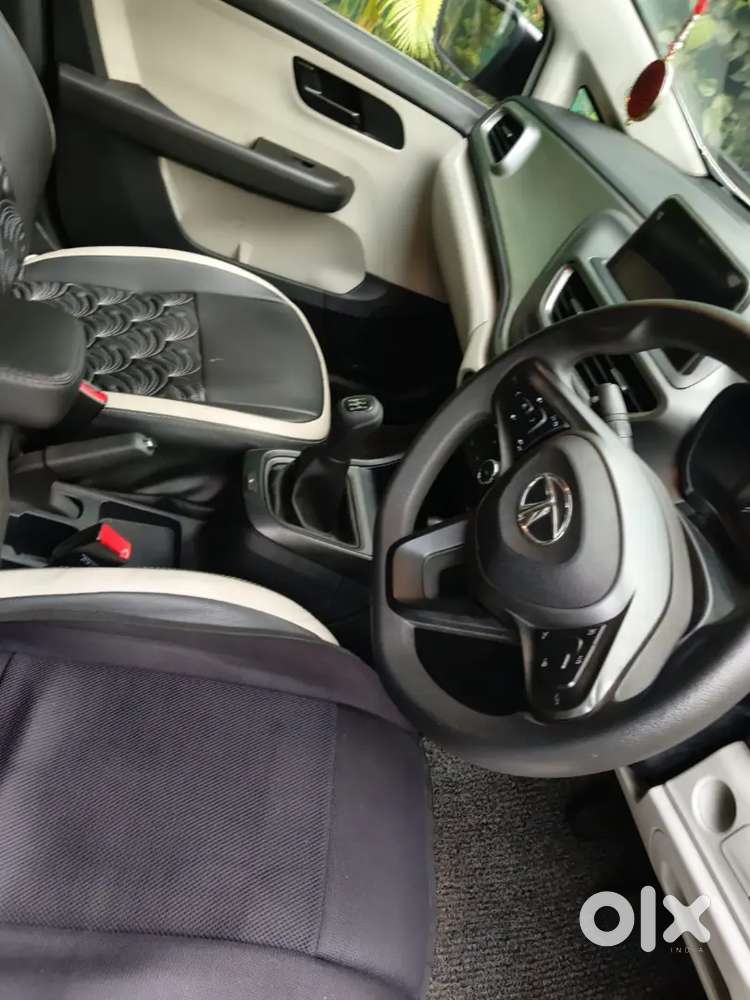 Tata Altroz Xm Plus 2023