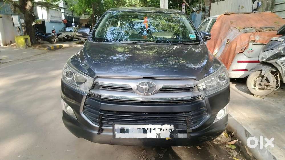 Toyota Innova Crysta 2.4 V 7 Str, 2016, Diesel