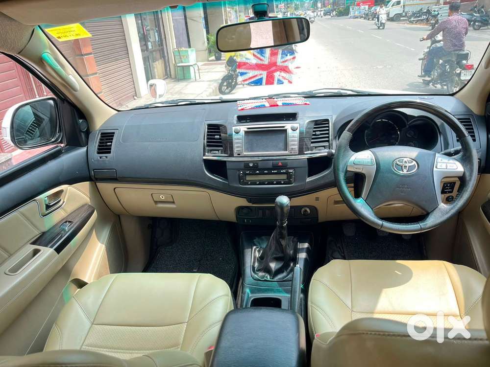 Toyota Fortuner 4x2 Mt 2.8 Diesel, 2015, Diesel