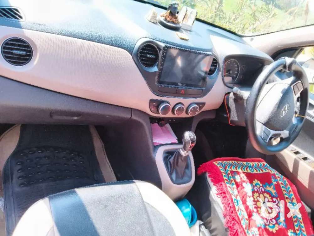 Hyundai Grand I10 2019 Diesel 72000 Km Driven