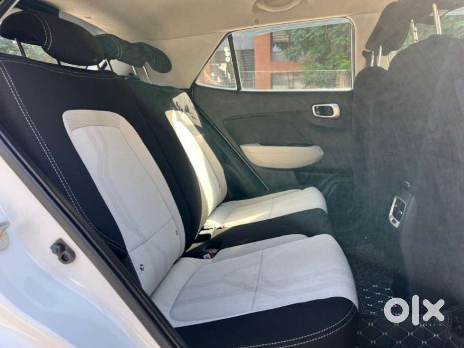 Hyundai Venue S Mt 1.2 Kappa, 2023, Cng & Hybrids