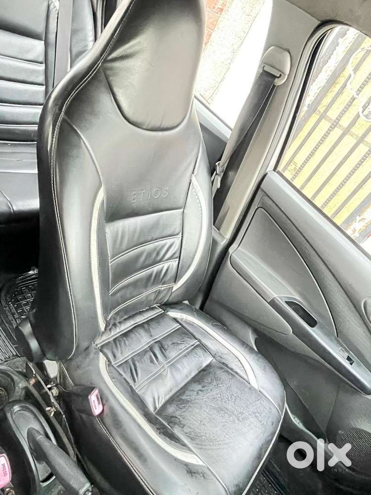 Toyota Etios 2013 Diesel 75000 Km Driven