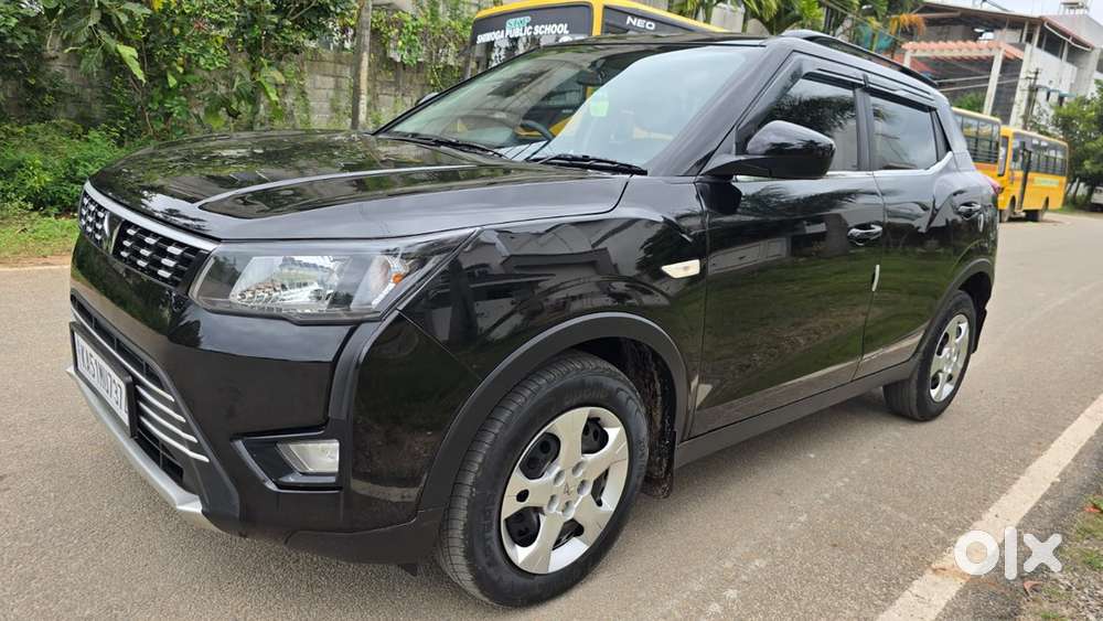 Mahindra Xuv300 2023 Manual Petrol