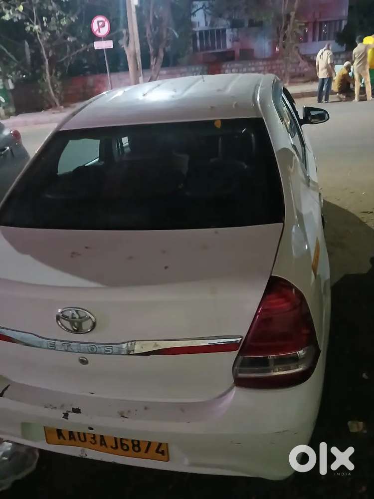 Toyota Etios 2014 Cng & Hybrids 200000 Km Driven