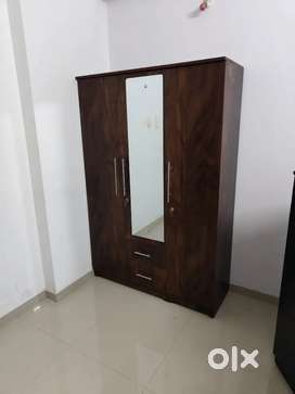 Used almirah olx discount