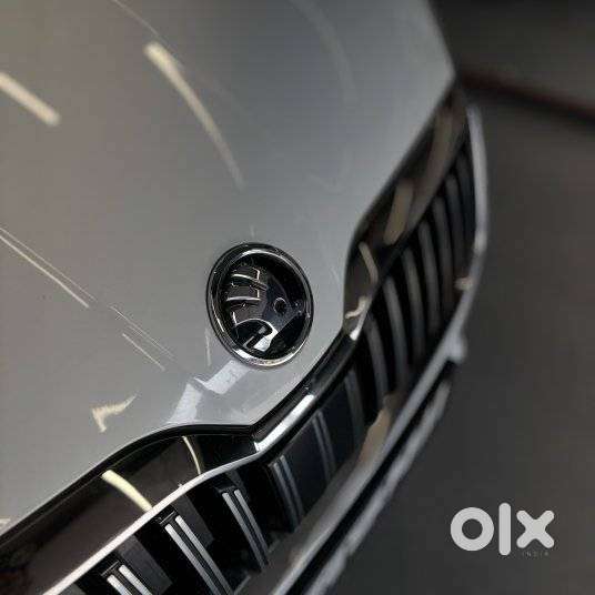 Skoda Superb 2.0 Tsi At L&k, 2023, Petrol