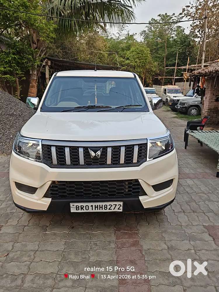 Mahindra Blero Neo N8