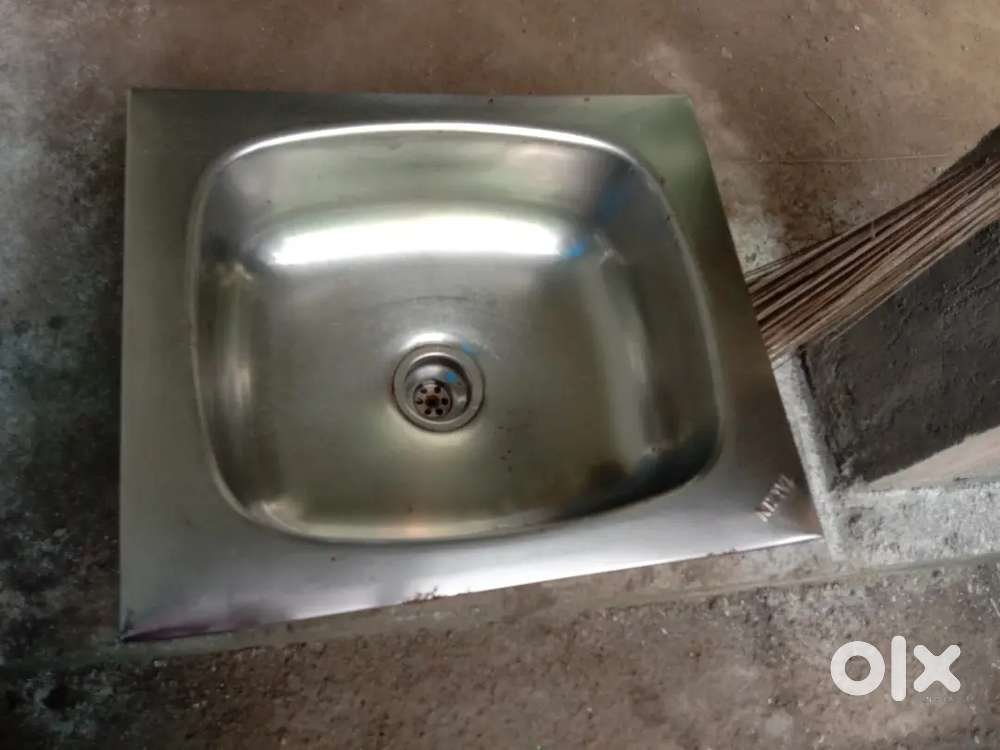 Kitchen steel sink (size 20-17)
