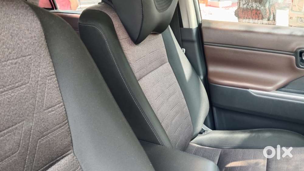 Toyota Innova Hycross 2.0 Vx Hybrid 8 Str, 2023, Petrol