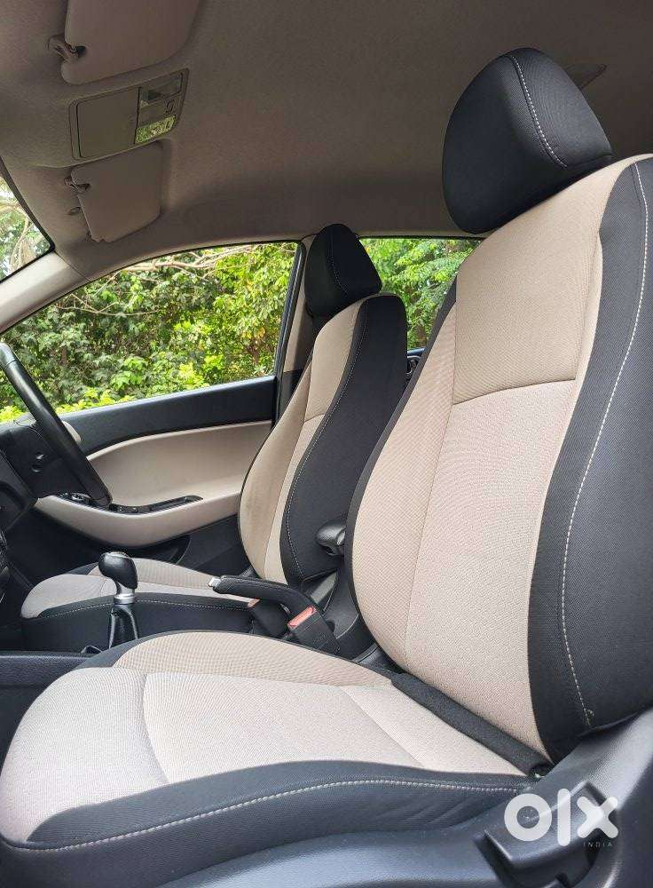 Hyundai Elite I20 Sportz (o) 1.2, 2015, Petrol