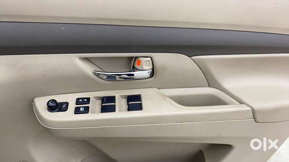 Maruti Suzuki Ertiga 2018-2022 1.4 Vxi Shvs At, 2021, Petrol