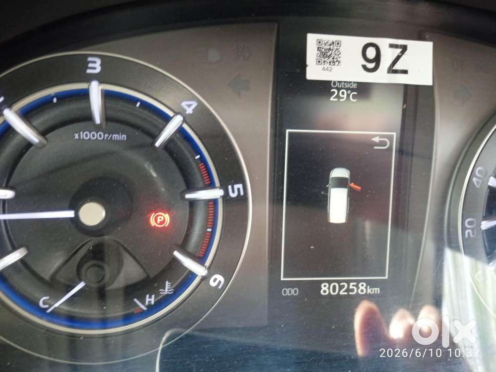 Toyota Innova Crysta 2024