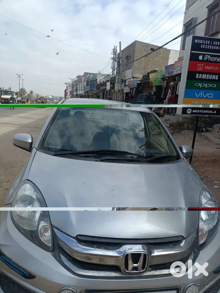 Honda Amaze 2016 Neat Condition..80 %tyres Neat