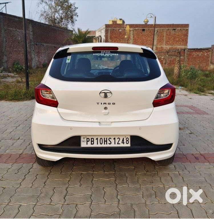 Tata Tiago 1.2 Revotron Xt (o), 2021, Petrol