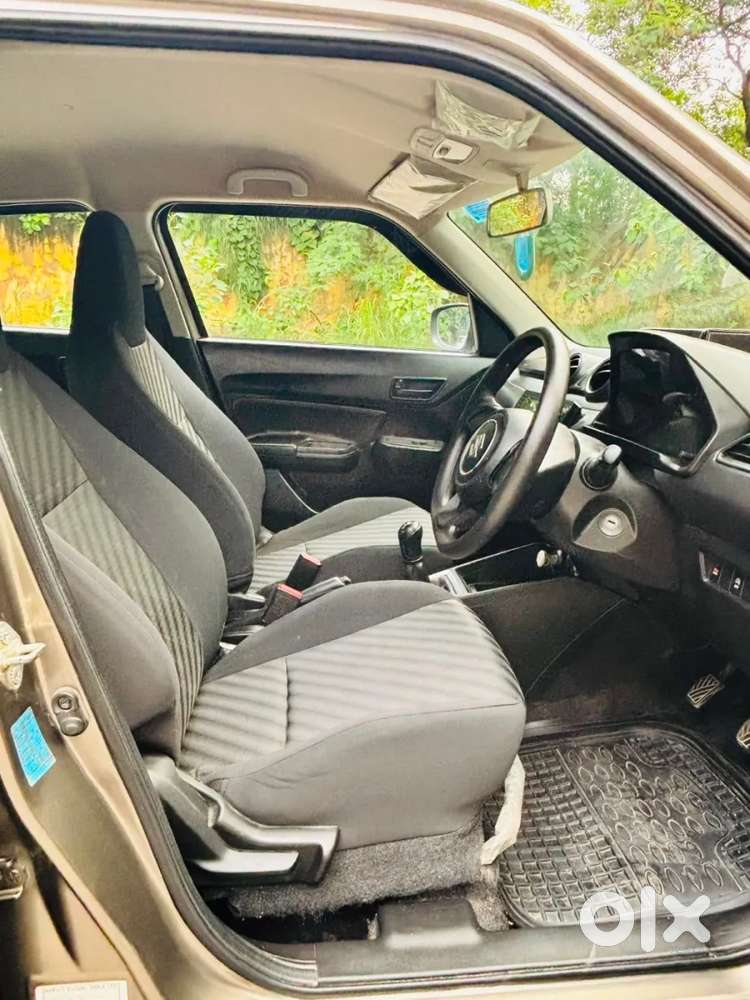 Maruti Suzuki Swift Vxi, 2022, Petrol