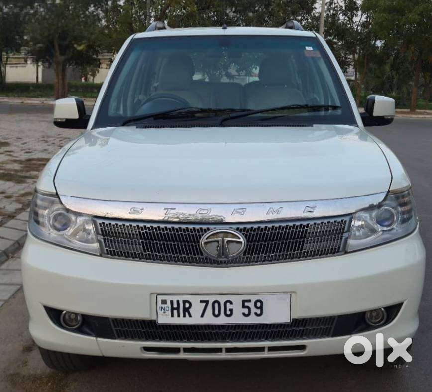 Tata Safari Storme, 2013, Diesel