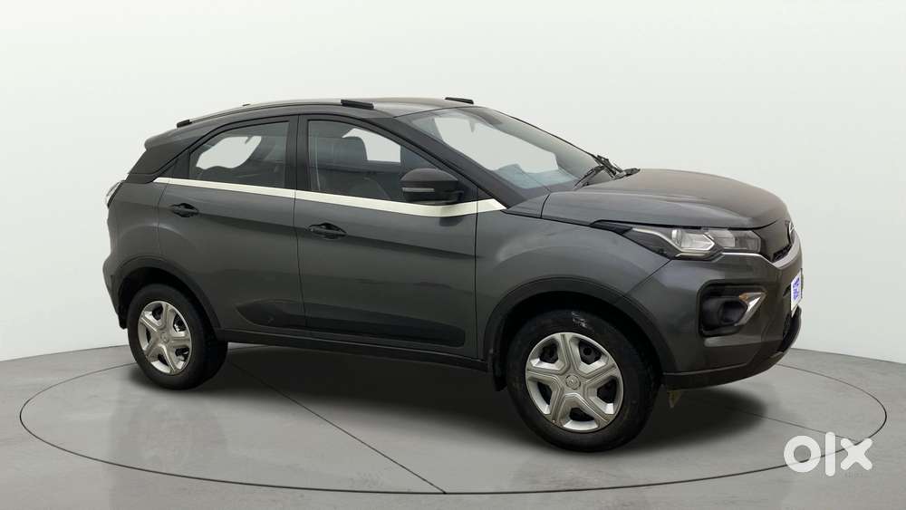 Tata Nexon 1.5 Revotorq Xma Amt (s), 2021, Petrol