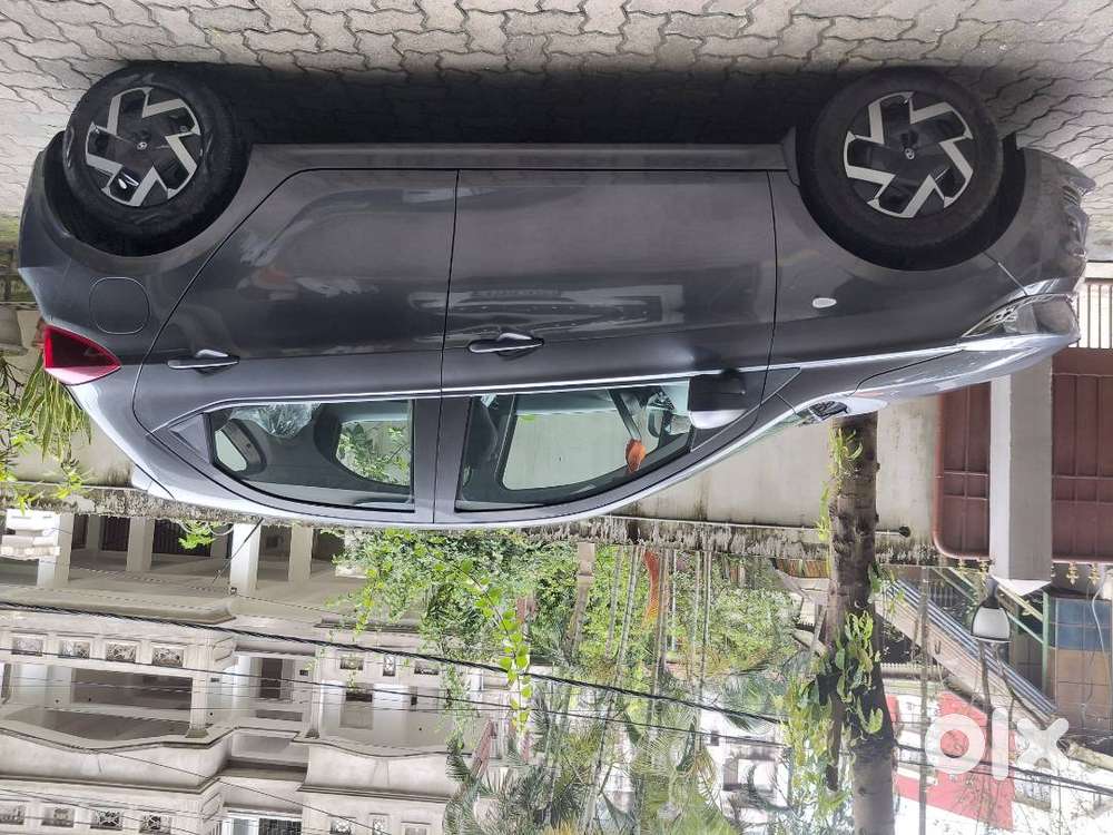 For Sale**5 Months Old Tata Tiago Xm**