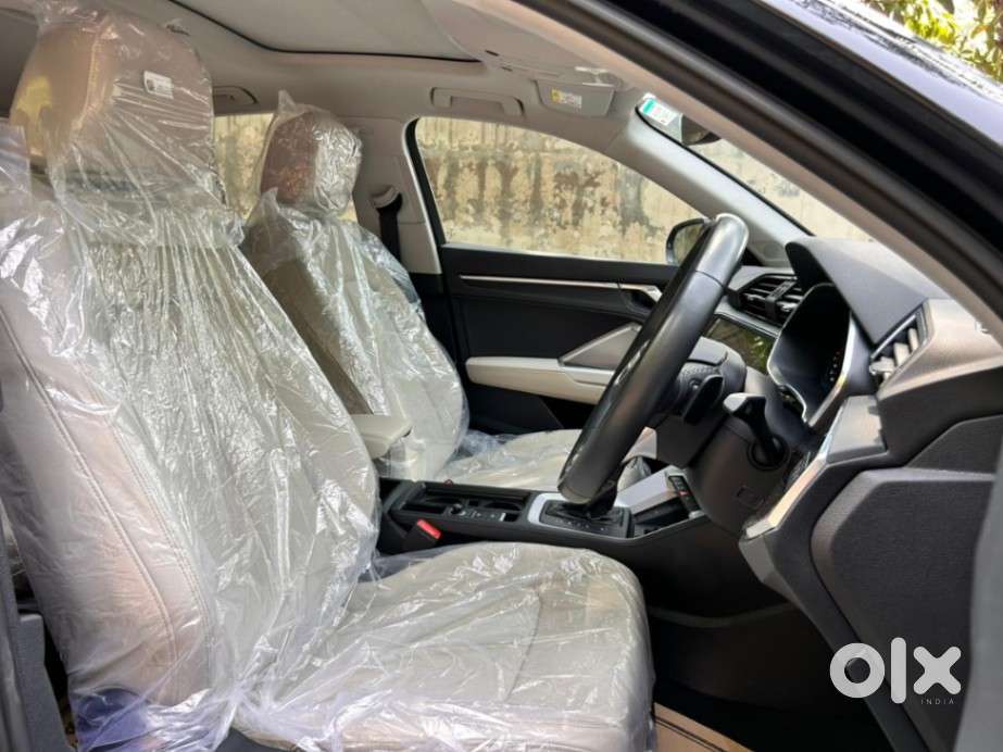 Audi Q3 Sportback Premium Plus, 2024, Petrol