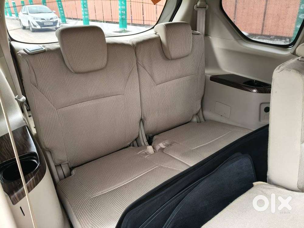Maruti Suzuki Ertiga 1.4 Vxi Cng Anniversary Edition, 2021, Cng & Hy..