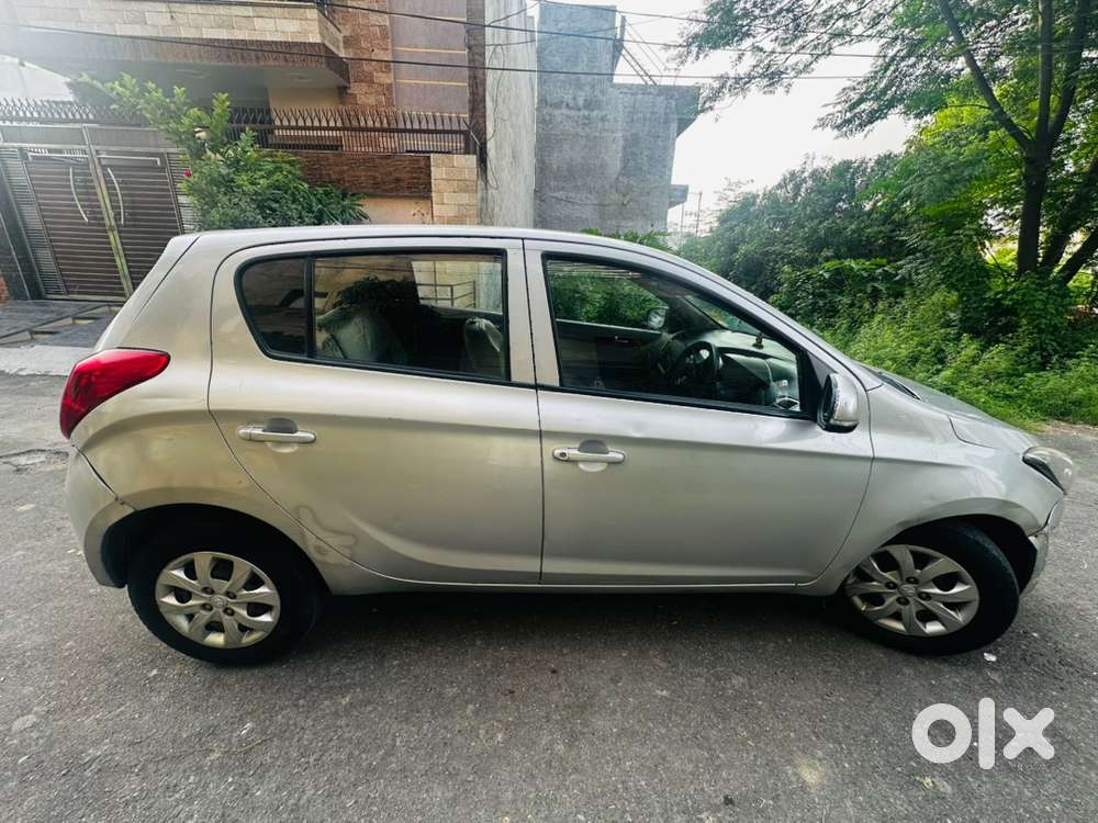 Hyundai I20 December 2013 Diesel Good Condition