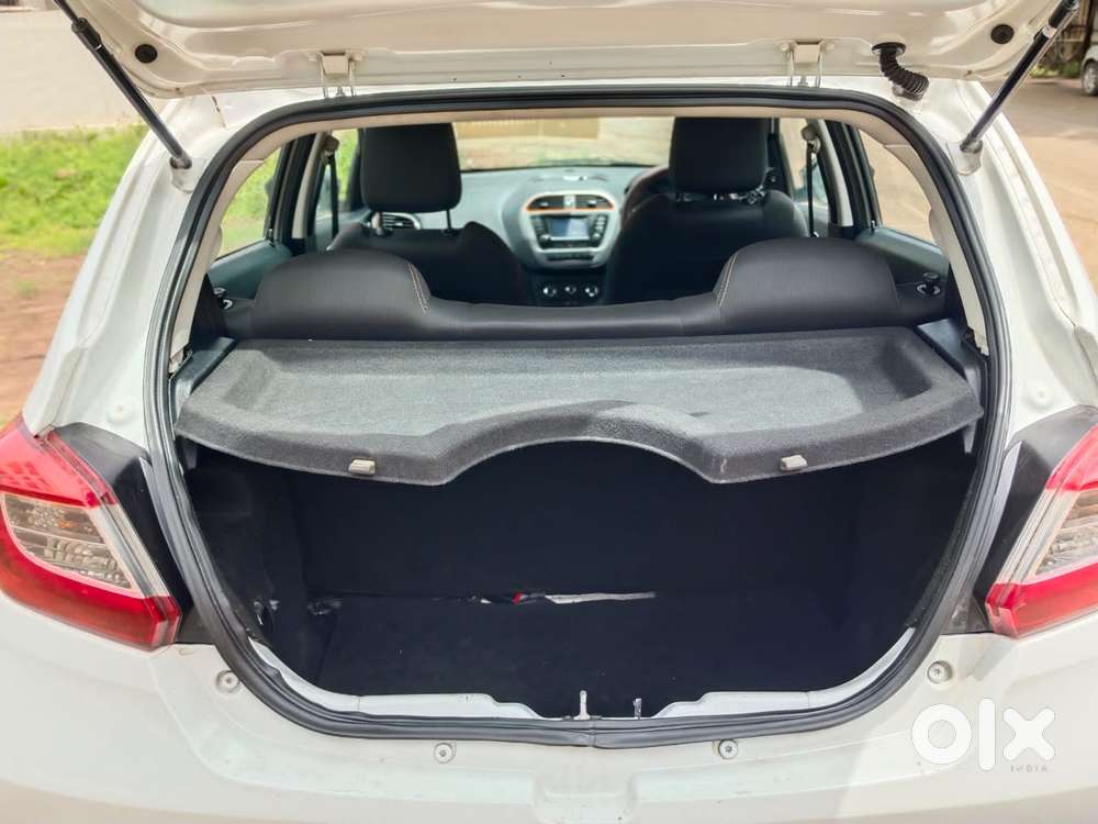 Tata Tiago Xz, 2018, Petrol