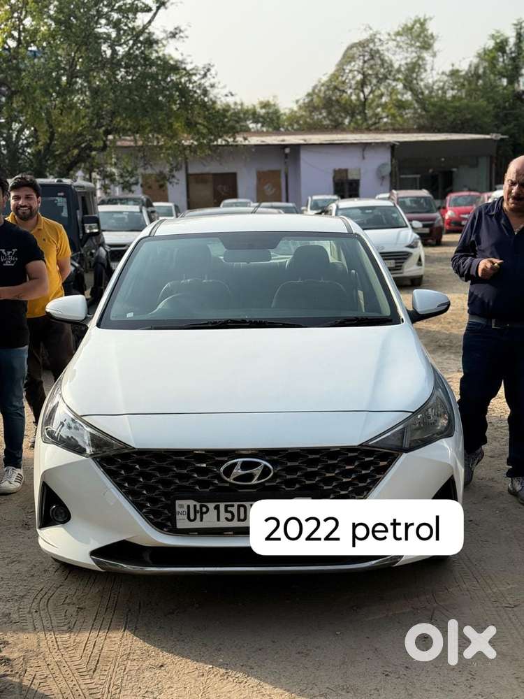 Hyundai Verna 1.5 Sx Petrol Mt, 2022, Petrol