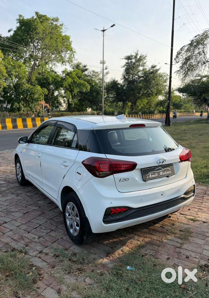 2019 I20 Magna + Vtvt Up11( Saharanpur) Registerd 1st Owner 25,000 Km