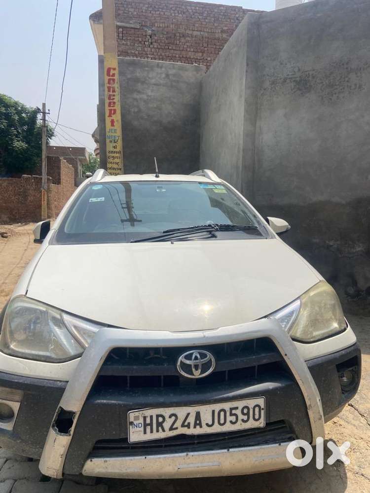 Toyota Etios Cross 2015 Diesel Good Condition