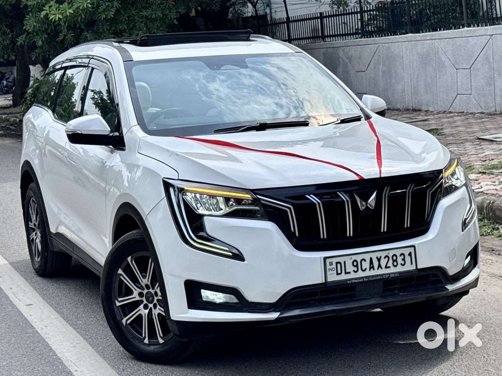 Mahindra Xuv700 2.0 Ax 7 Petrol Mt Str, 2022, Petrol