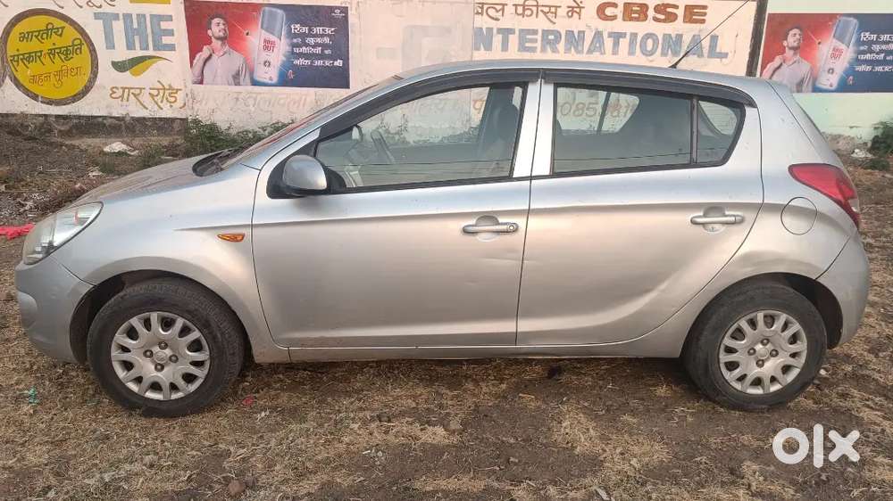 Hyundai I20 2011 Petrol Well Maintained