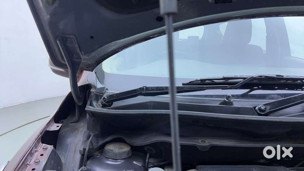 Maruti Suzuki Ertiga 1.4 Zxi At, 2021, Petrol